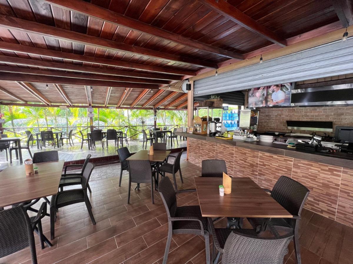 Vacation Studios With Rooftop Pool, Beach Club, Spa, Restaurants - Ducassi Collection - Playa Los Corales Пунта-Кана Екстер'єр фото